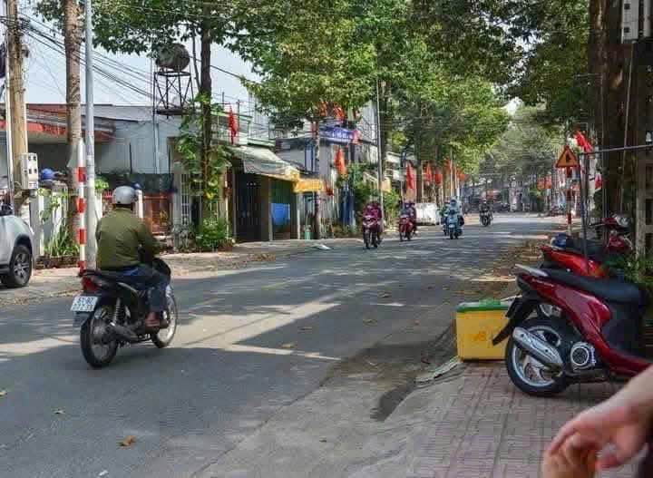 FrontHouse Bùi Quốc Khánh Thủ Dầu Một 153m² giá 5 tỷ - Vị trí kinh doanh sầm uất!