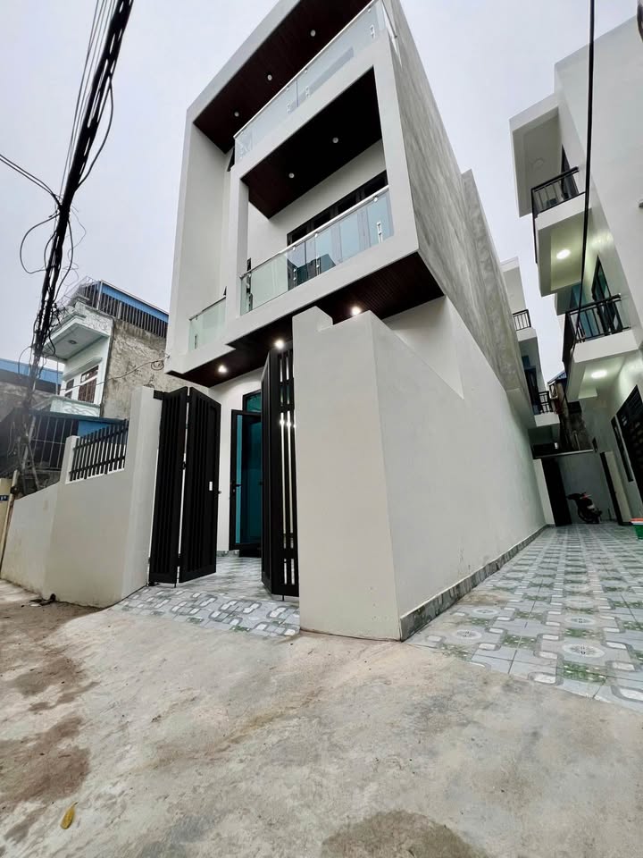 Nhà 3 tầng tại Điện Biên 60m² giá 2 tỷ - Hướng Đông Nam thoáng mát!