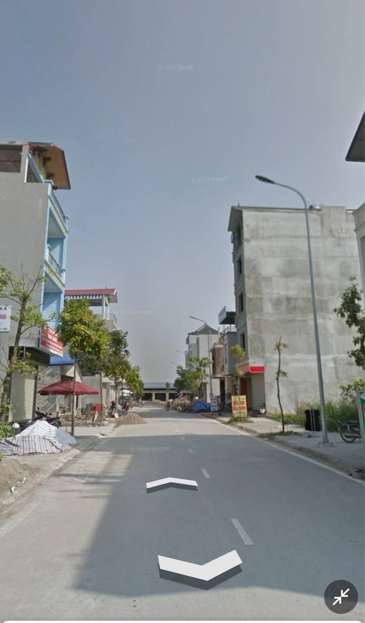 Nhà 3 tầng Thị trấn Lương Sơn 72m² - Sẵn sàng vào ở ngay!