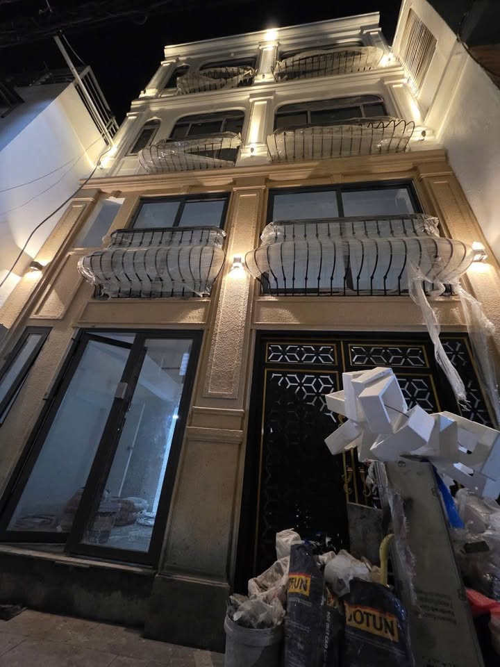 Căn hộ chung cư Cách Mạng Tháng Tám Quận 3 123m² giá 36 tỷ - Đầu tư sinh lời ngay!