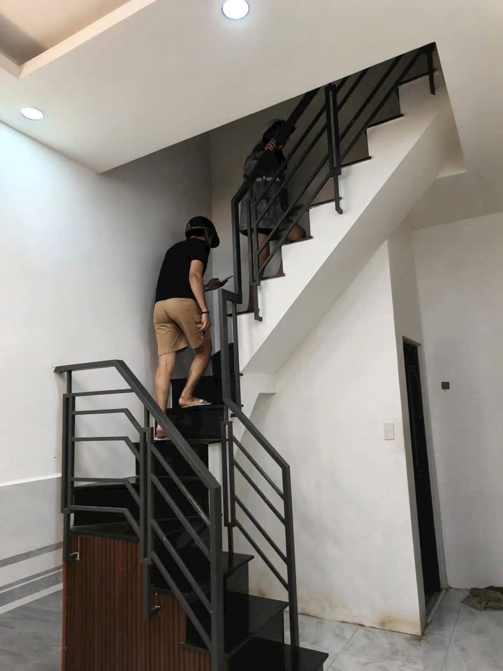 Nhà hẻm 1206 Đường Huỳnh Tấn Phát, Quận 7, 12m² giá 660 triệu - Cơ hội đầu tư tuyệt vời!