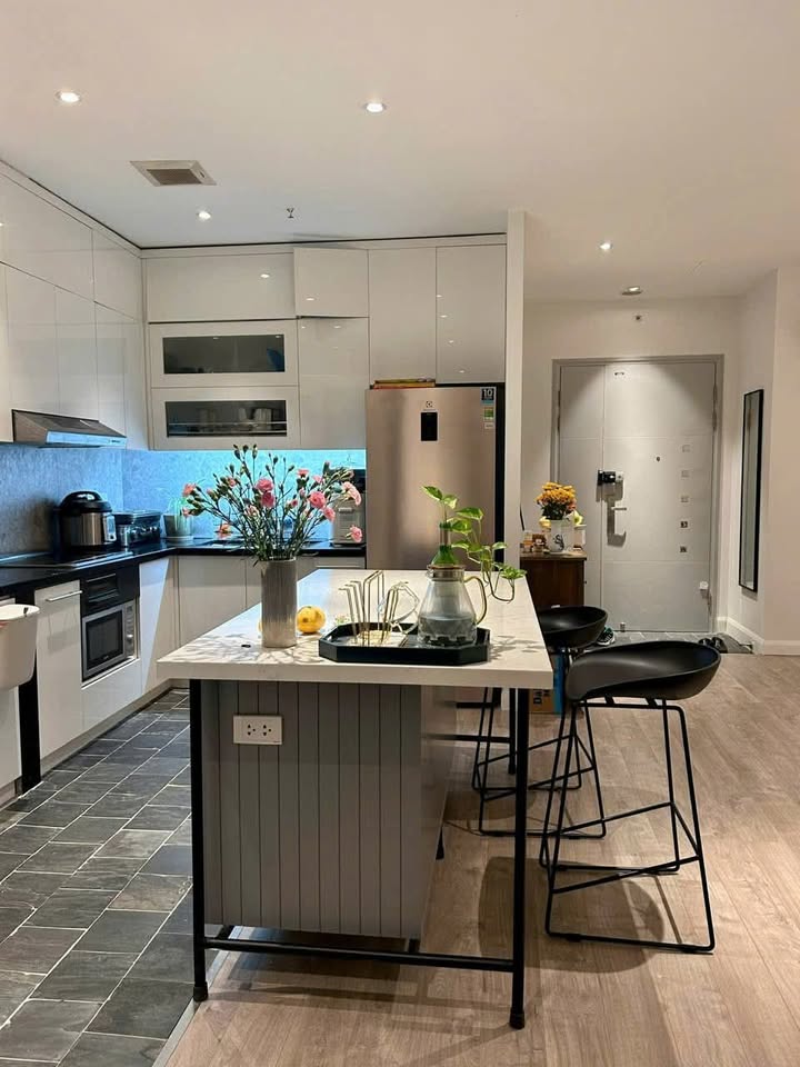 Căn hộ Golden Palace Mễ Trì 86m² giá 8 tỷ - Tầng đẹp, full nội thất!