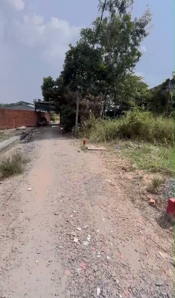 Đất thổ cư Lộc Quang, 104m² chỉ 780 triệu - Sổ đỏ chính chủ!