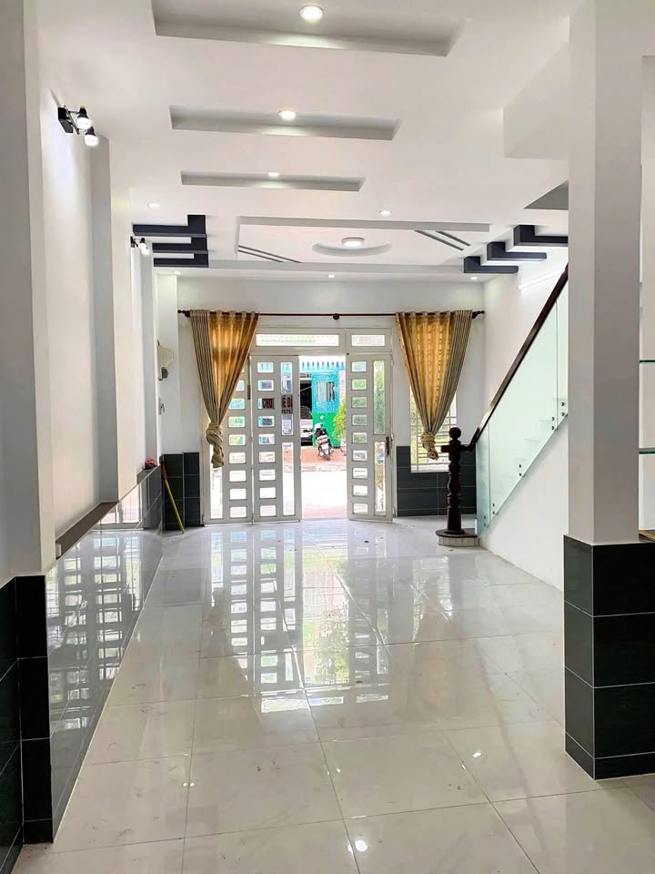 Nhà bán tại Cái Khế, Ninh Kiều, 50m² giá 5.9 tỷ - Nội thất cơ bản, dọn vào ở ngay!