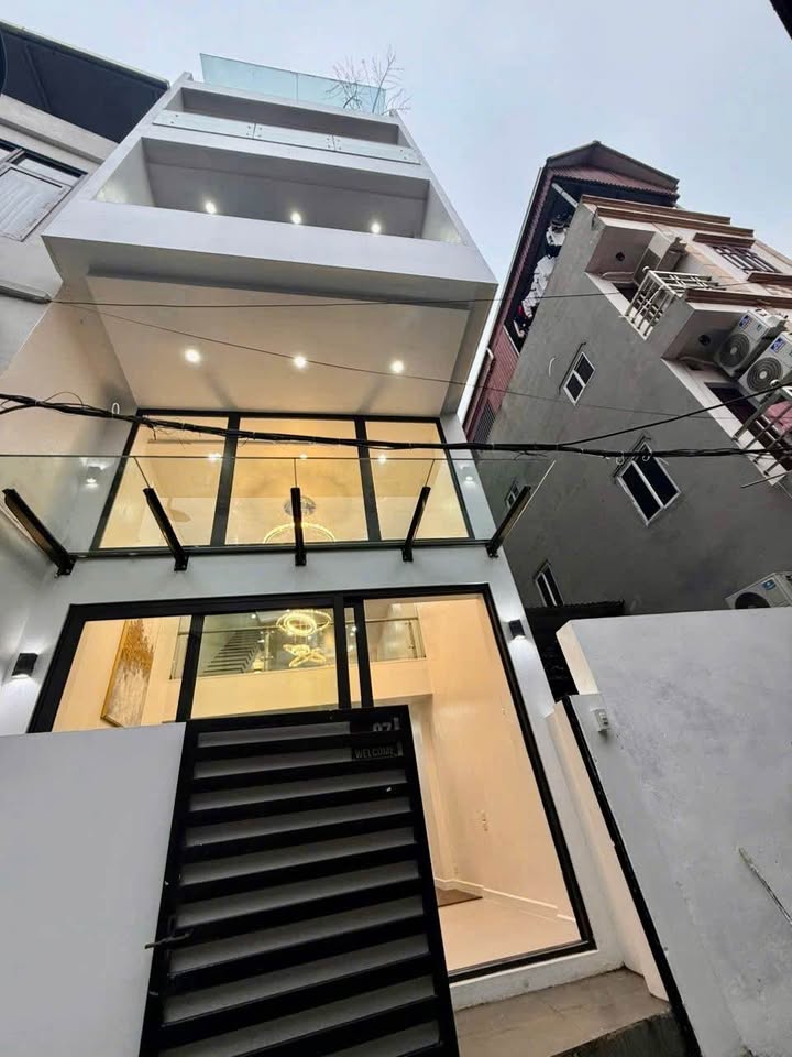 Nhà dân kiên cố Thôn Phú Đa, Đức Thượng 37m² giá 5 tỷ - Đầu tư hiếm có!