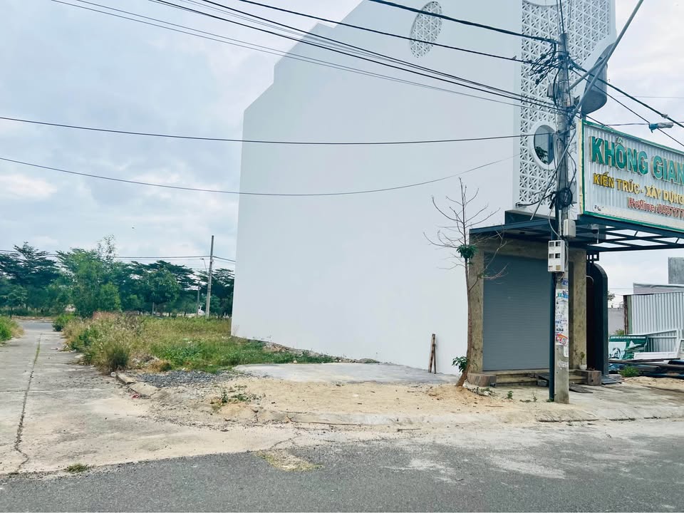 Đất nền 2 mặt tiền Đất Lành Nha Trang 90m² giá 4.5 tỷ - Cơ hội đầu tư hiếm có!