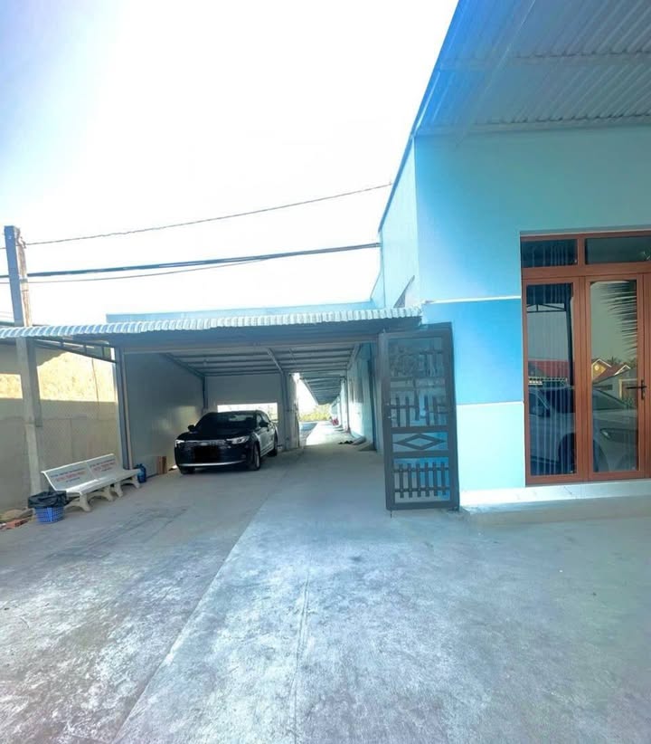 Đất nền 679m² mặt tiền Quốc lộ 60, giá 5.5 tỷ - Tiềm năng đầu tư lớn!