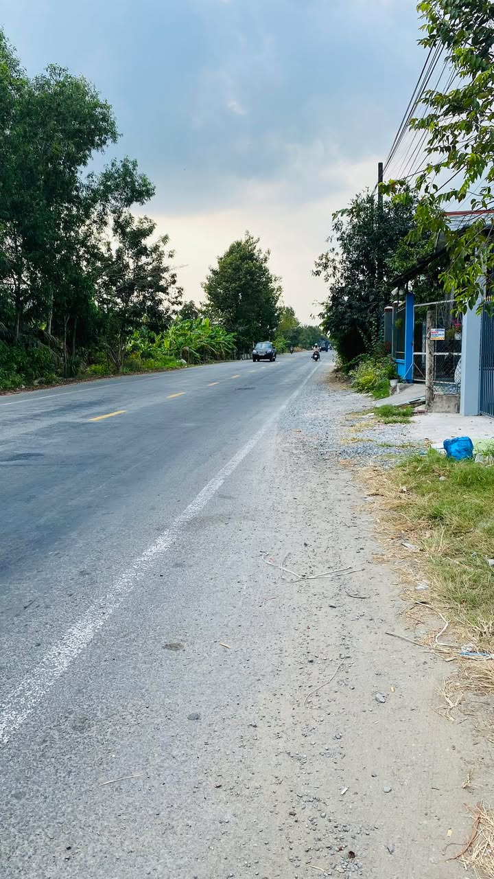 Đất nền mặt tiền đường HL 173, xã Hữu Định, 175m² giá 1.7 tỷ - Cơ hội đầu tư tuyệt vời!