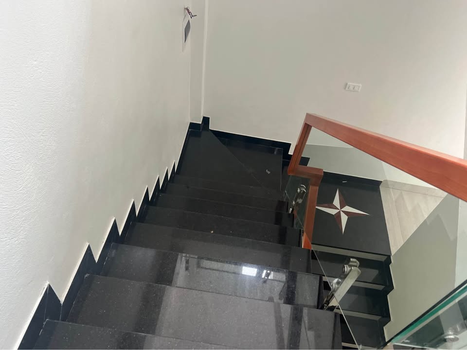 Nhà mặt tiền Lê Hoàn, Thanh Hóa 40m² - Kinh doanh lý tưởng