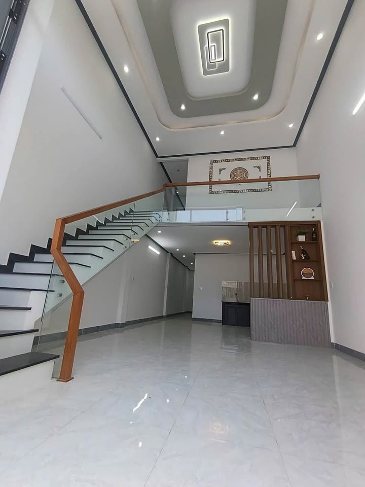 Nhà riêng Phường 1, TP Bảo Lộc 110m² giá 3.1 tỷ - Thiết kế hiện đại, tiện nghi đầy đủ!