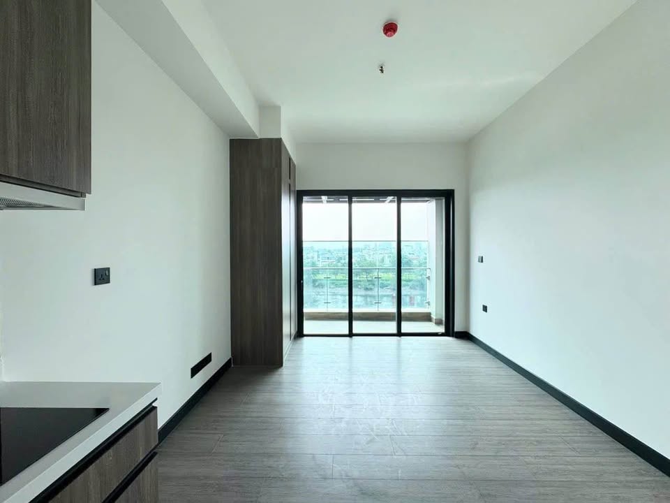 Căn hộ De La Sol Quận 4 94m² giá 11.7 tỷ - Đầu tư sinh lời cao!