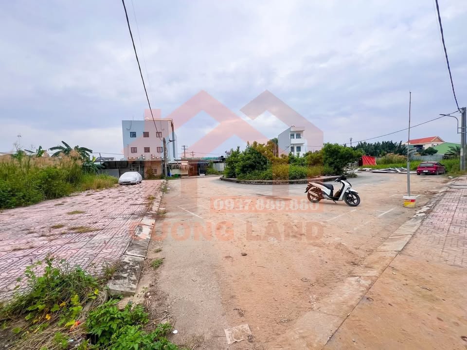 Đất nền 806m² tại Nhà Bè giá 14.99 tỷ - Pháp lý rõ ràng, xây dựng 7 tầng!