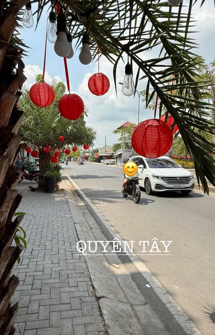 Nhà mặt tiền đường Triệu Quang Phục, Long Xuyên 110m² giá 5 tỷ - Sẵn sàng kinh doanh!