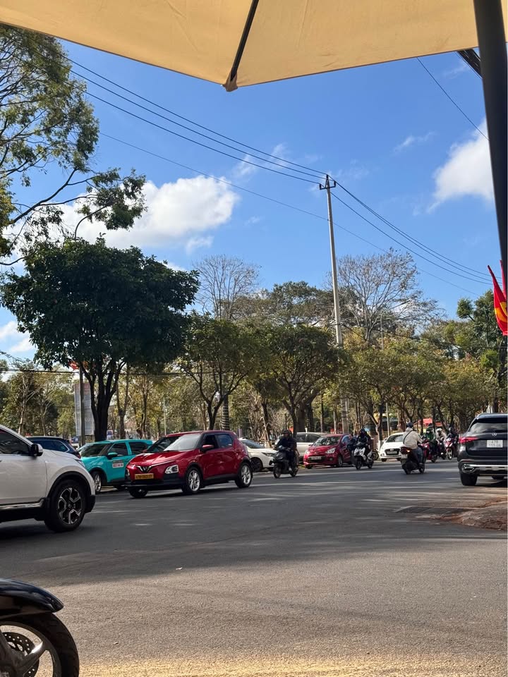 Nhà mặt tiền kinh doanh Nguyễn Chánh, Buôn Ma Thuột 85,5m² - Vị trí đắc địa, giá 9,3 tỷ!