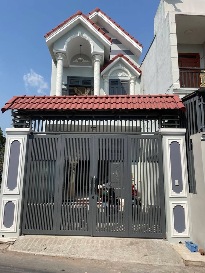 Nhà 1 lầu 1 trệt KDC Bình Chuẩn 60m² giá 2.65 tỷ - Sổ hồng riêng chính chủ!