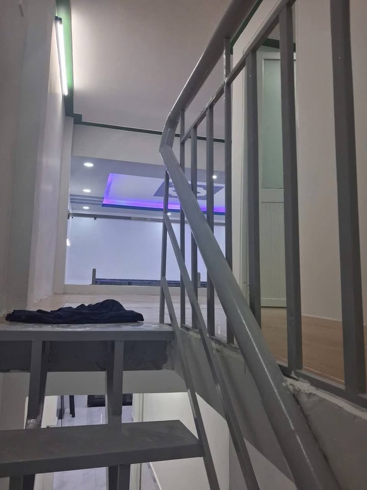 Nhà bán Huyện Tân Trụ 52m² giá 1.4 tỷ - Chính chủ bán gấp!