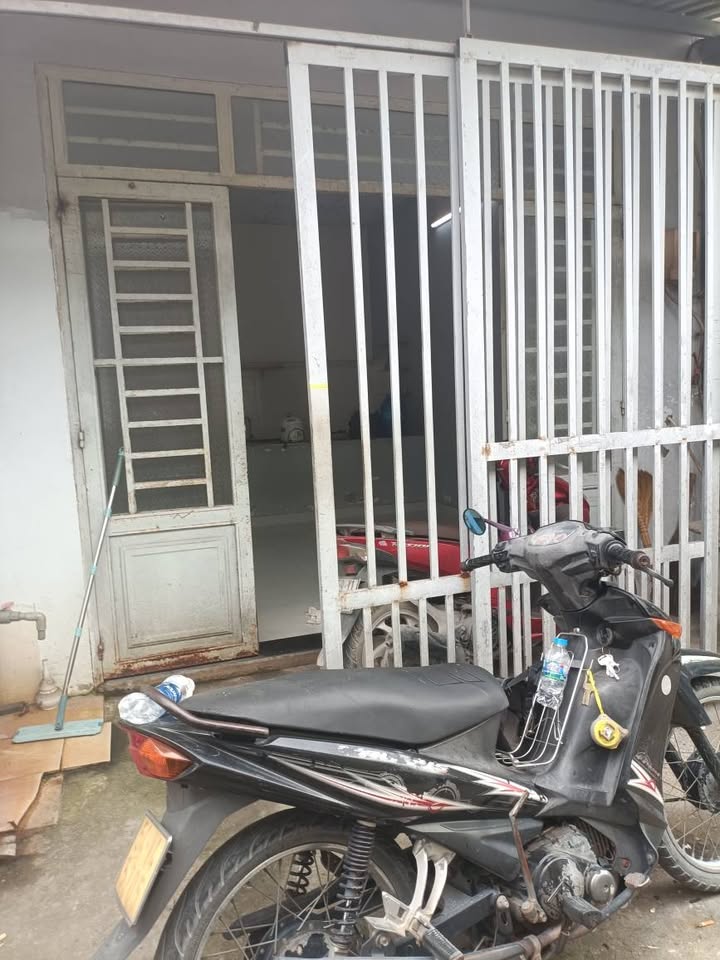 Nhà cấp 4 Thạnh Xuân Q12 56m² giá 1.57 tỷ - Pháp lý chuẩn, sổ đỏ sẵn!