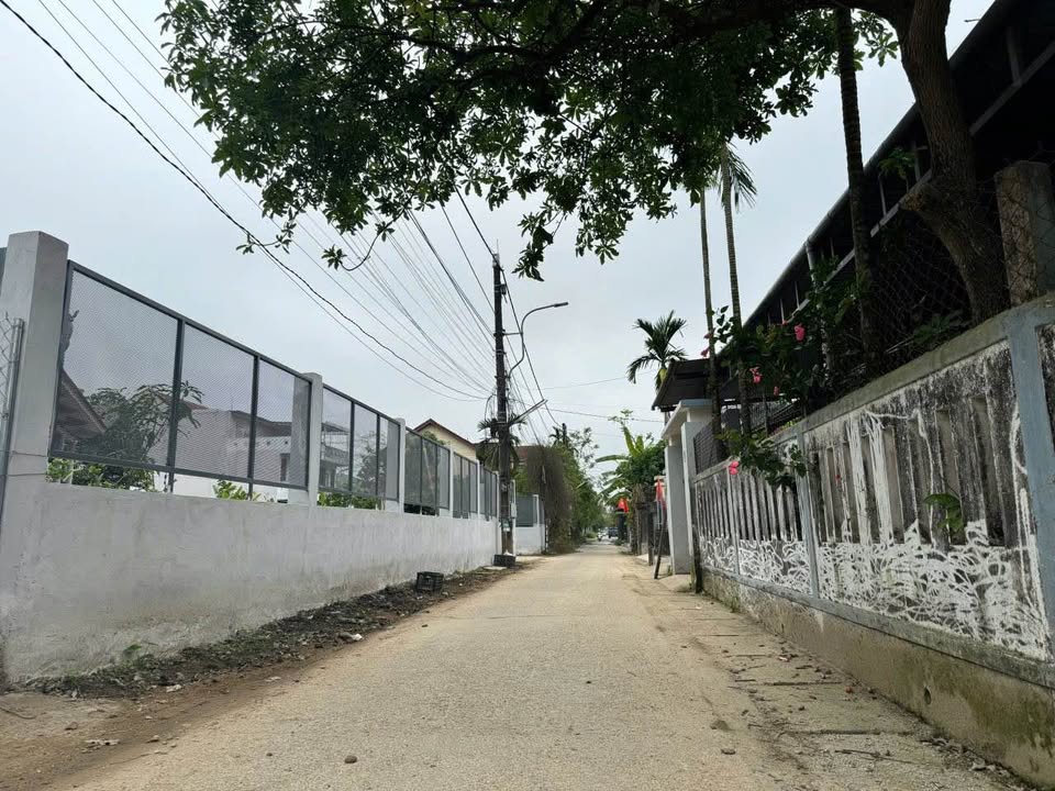 Đất mặt tiền Hoàng Trọng Mậu, Huế 129.3m² chỉ 1x triệu - Cơ hội đầu tư tuyệt vời!