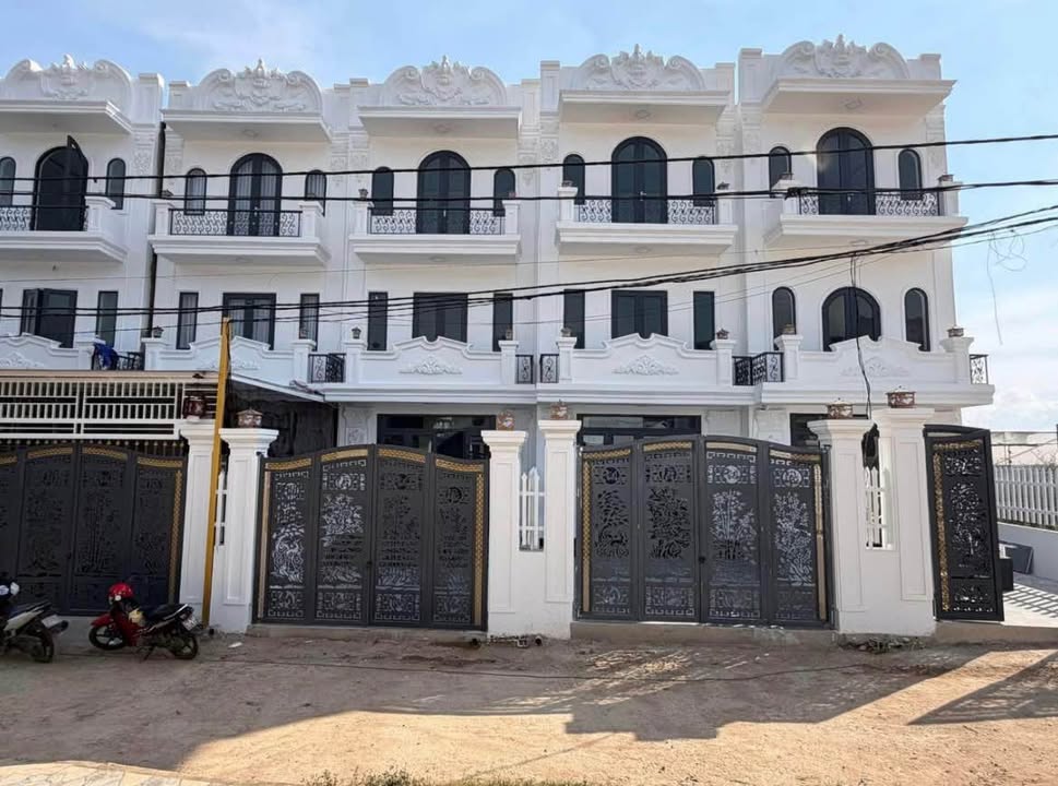 Nhà 3 tầng tại phường 7 Đà Lạt 88m² giá 3.3 tỷ - Vị trí đắc địa gần trung tâm!