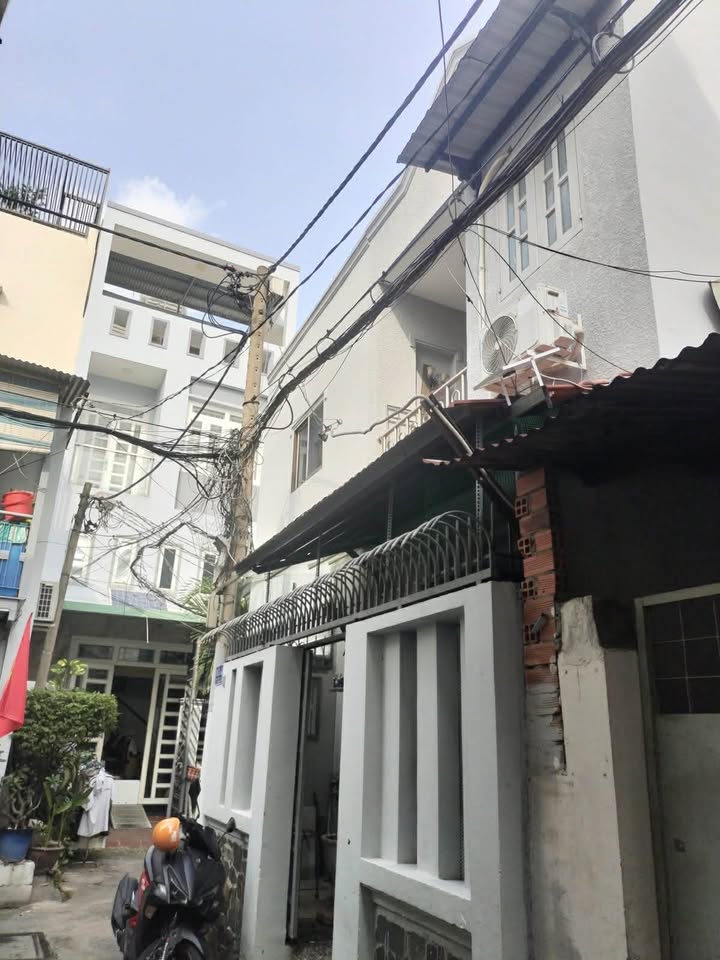 Nhà riêng Hoàng Hoa Thám, Phú Nhuận 69m² giá 6 tỷ - Cơ hội hiếm có!