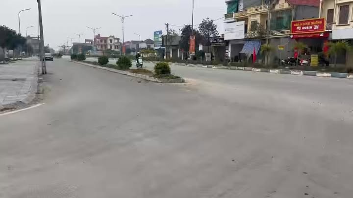 Đất nền kinh doanh tại Hoằng Lộc 161,5m² - Vị trí đắc địa, giá tốt!