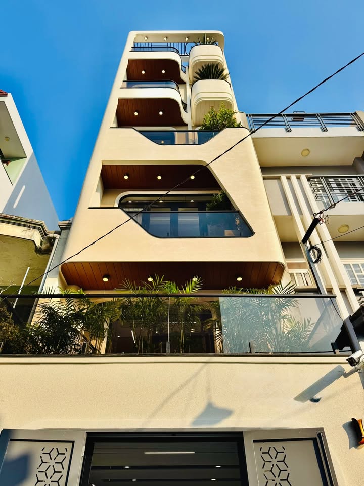 Nhà phố cao cấp Gò Vấp 58m² giá 13.2 tỷ - Thang máy và gara xe hơi