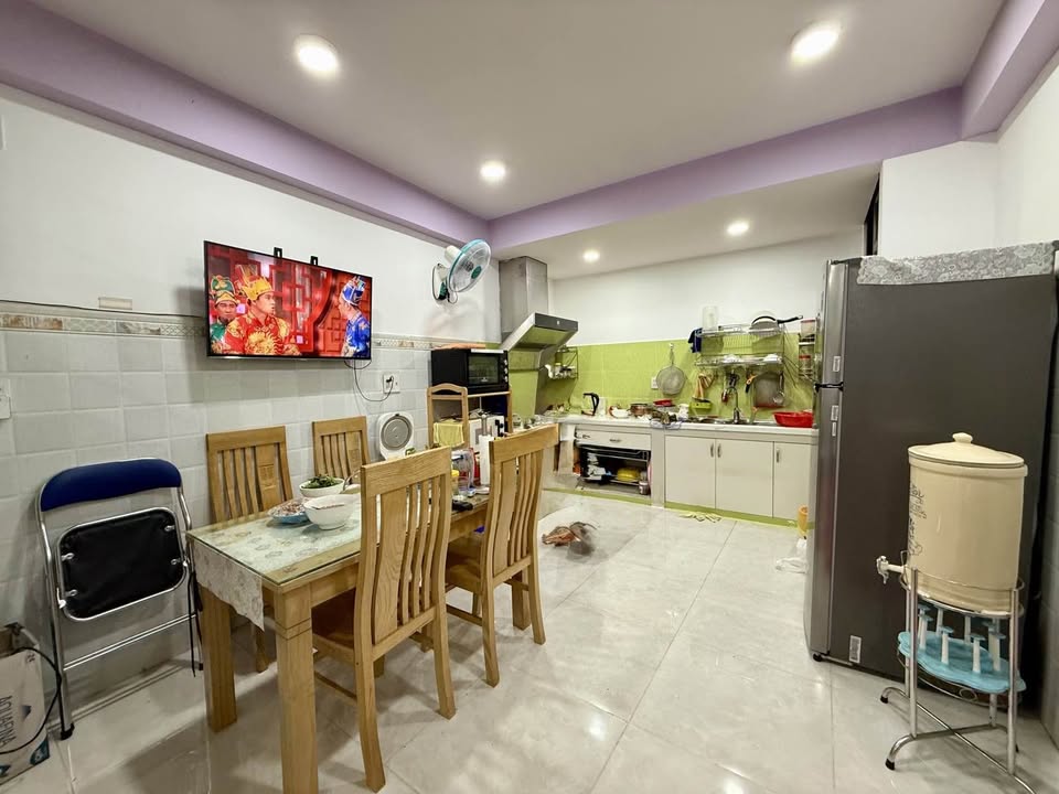 Nhà phố 6 phòng ngủ Hoàng Hoa Thám 29m² giá 4.5 tỷ - Phù hợp làm CHDV