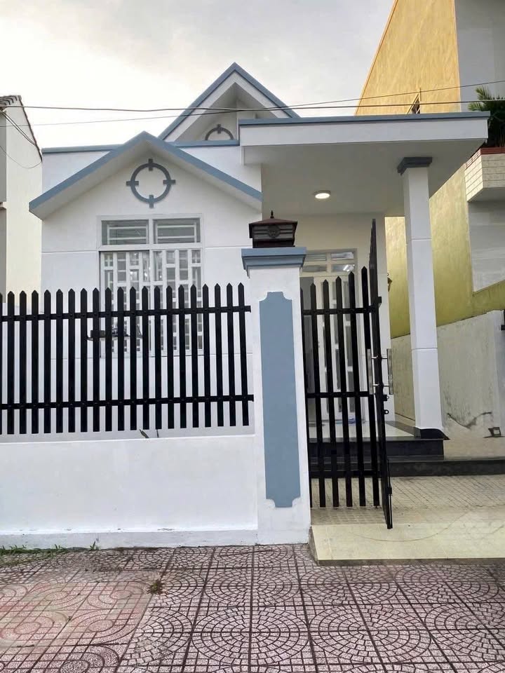 Nhà riêng khu Minh Linh, Vĩnh Long 123,4m² giá 1,79 tỷ - Sẵn sàng vào ở ngay!