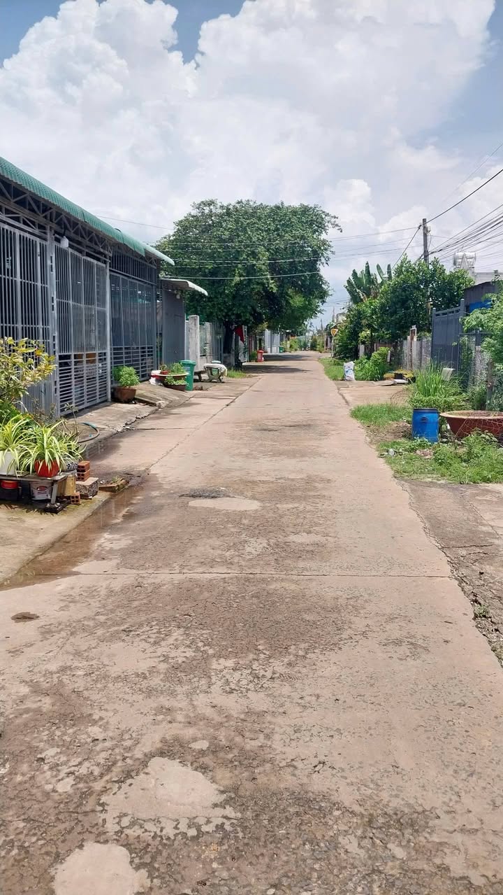 Nhà bán Xuân Hiệp, Huyện Xuân Lộc, 151m² giá 1.199 tỷ - Khu vực thông thoát, thuận tiện!