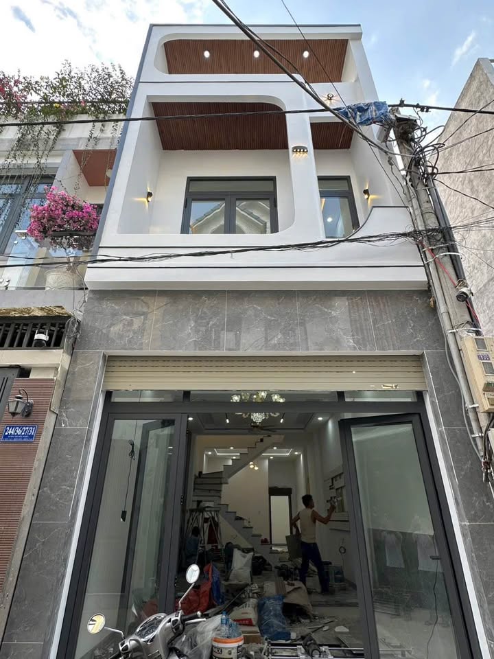 Nhà 1 trệt 1 lầu tại Tân Vạn, Biên Hòa 130m² giá 3.1 tỷ - Thiết kế sang trọng, nội thất đầy đủ!