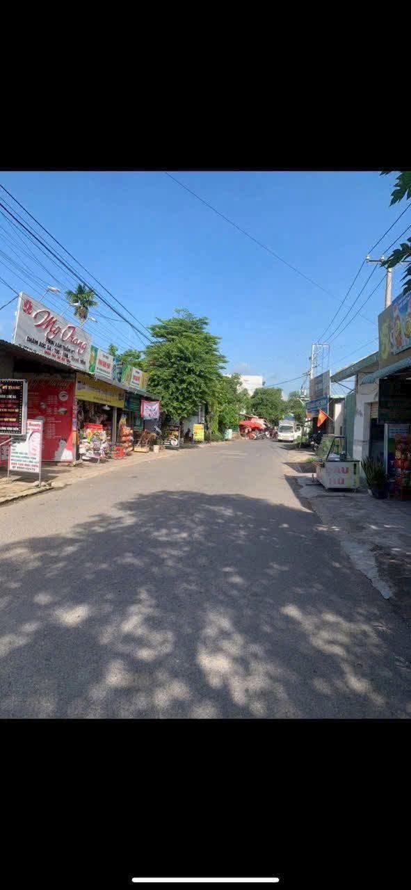 FrontHouse chợ Nguyễn Trung Trực Biên Hòa 340m² giá 2.5 tỷ - Đầu tư sinh lời!