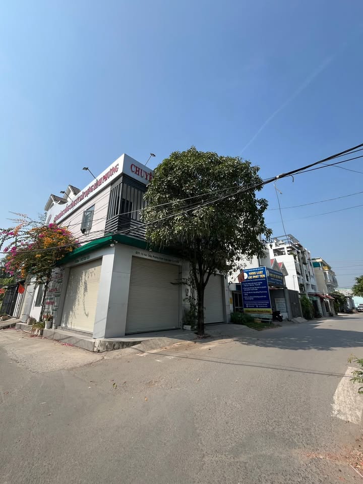 Đất nền đường Hà Huy Giáp Quận 12, 68m² giá 4.38 tỷ - Mặt tiền bờ kênh thoáng mát!