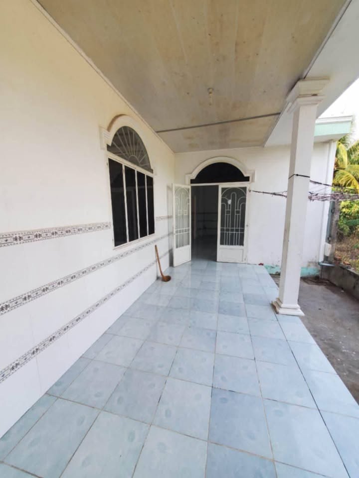 Nhà cấp 3 tại Xã Trung An 188m² giá thỏa thuận - Đất cao ráo, gần chợ