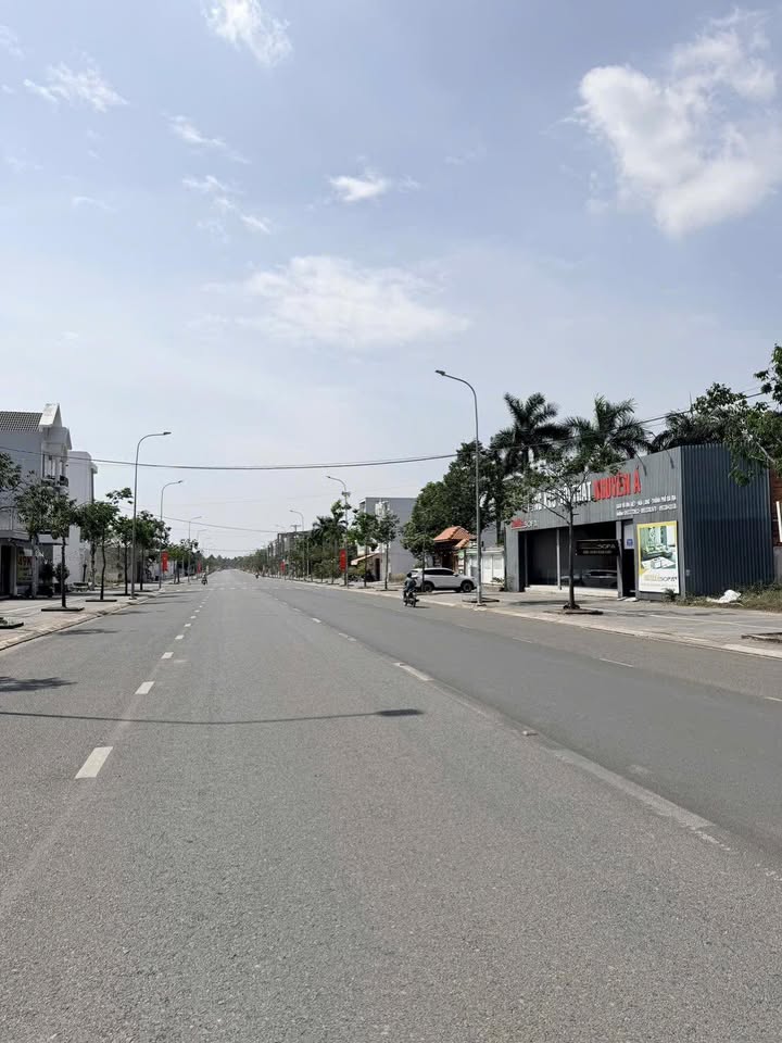 FrontHouse Võ Văn Kiệt, Phường Tam Long, 300m² giá 5 tỷ - Kinh doanh đa ngành nghề