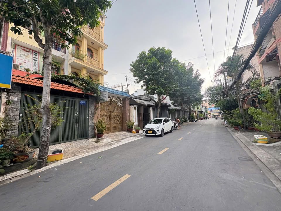 FrontHouse Đường Đỗ Bí, Phú Thạnh, Tân Phú 136m² giá 26 tỷ - Nhà đẹp sẵn sàng giao dịch!