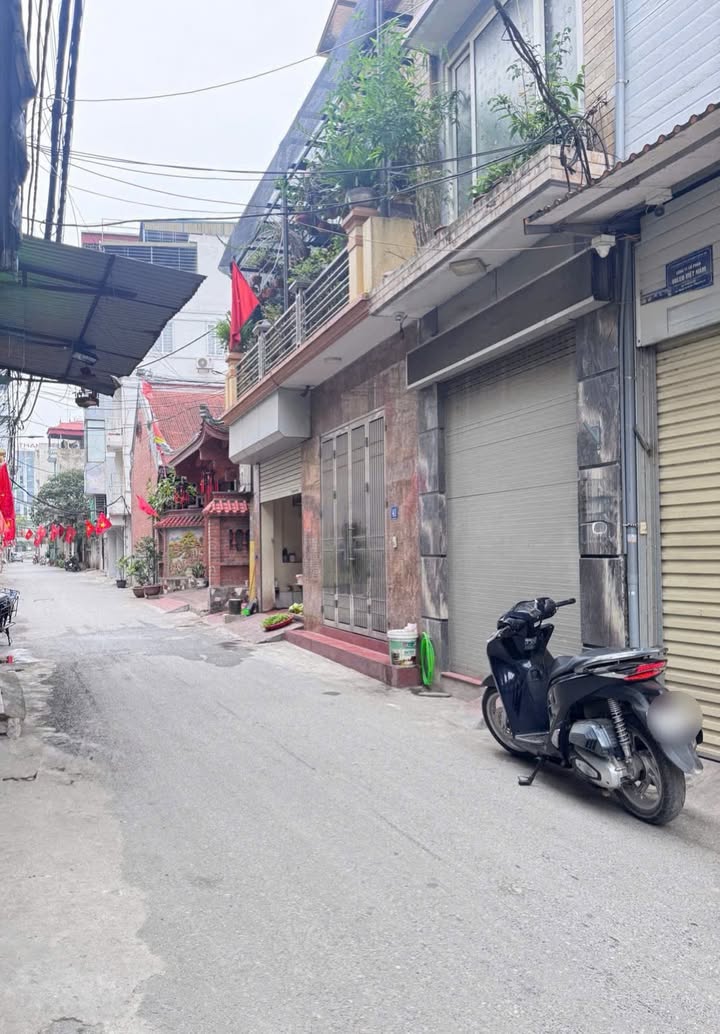 Nhà phố Lĩnh Nam, Hoàng Mai 42m² giá 6.6 tỷ - Bán gấp trước Tết!