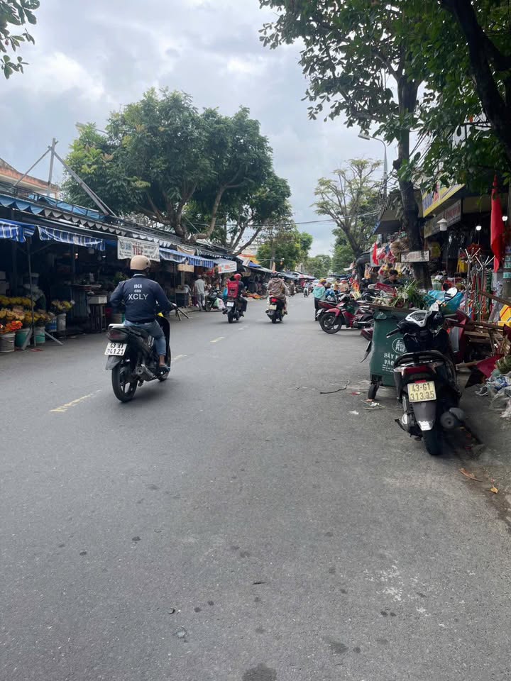 Nhà 2 tầng mặt tiền kinh doanh tại chợ Cẩm Lệ 75.5m² giá 9 tỷ - Cơ hội hiếm có!