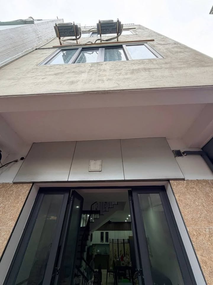 Nhà 4 tầng Võ Chí Công, Tây Hồ 50m² giá 12 tỷ - Vị trí siêu đẹp, ô tô tránh 25m!