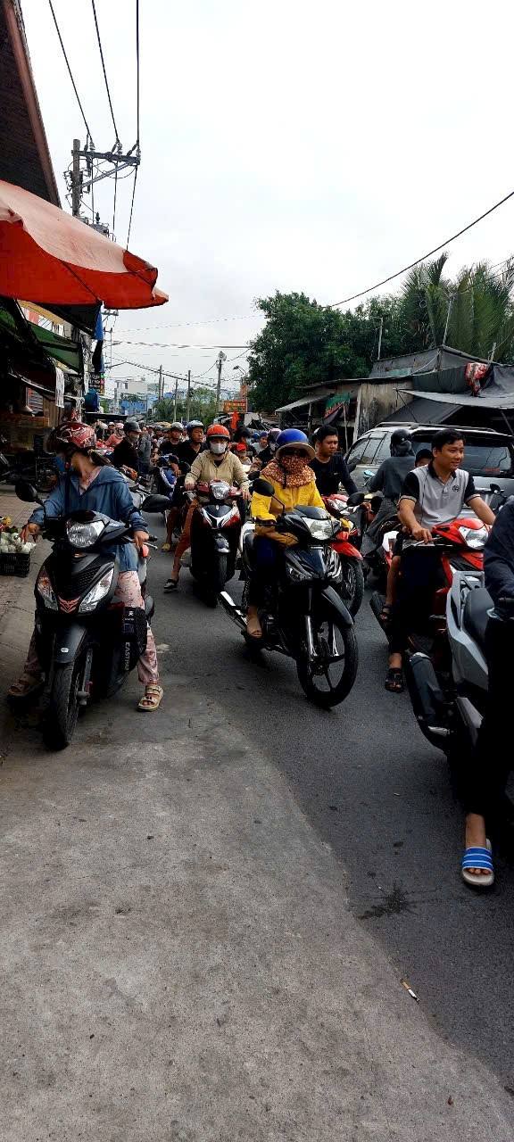 Nhà mặt tiền Lê Văn Lương, Nhơn Đức 37m² giá 1.55 tỷ - Tiềm năng kinh doanh lớn!