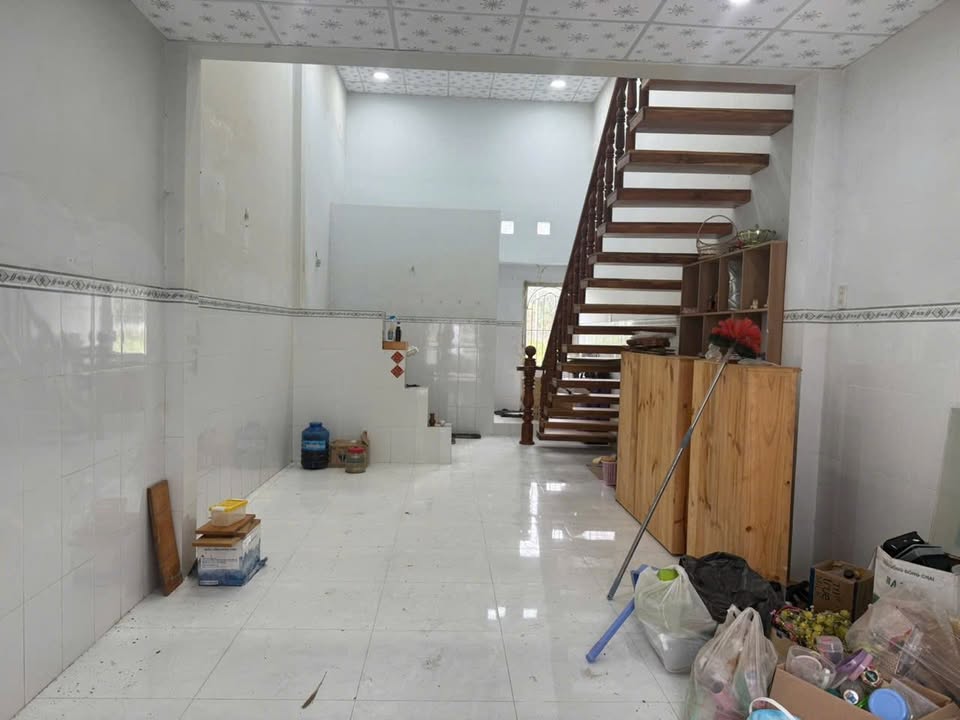 Bán gấp nhà phố tại Phường 3, Trà Vinh - Diện tích 112m² chỉ 950 triệu