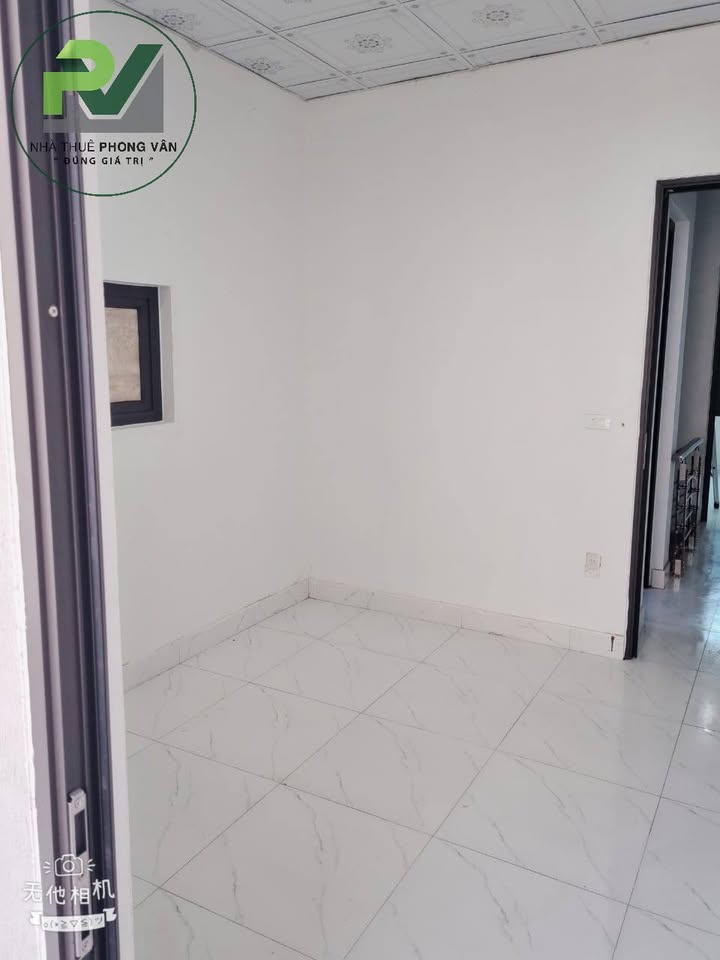 Nhà mặt ngõ Hồ Sen, Quận Lê Chân, 40m² - Kinh doanh tốt chỉ 6 triệu/tháng!