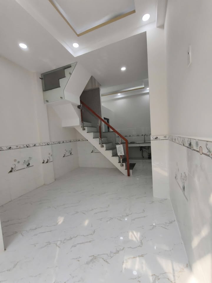 Nhà mới Quận 8 26m² giá 3.3 tỷ - Sổ hồng riêng hoàn chỉnh!