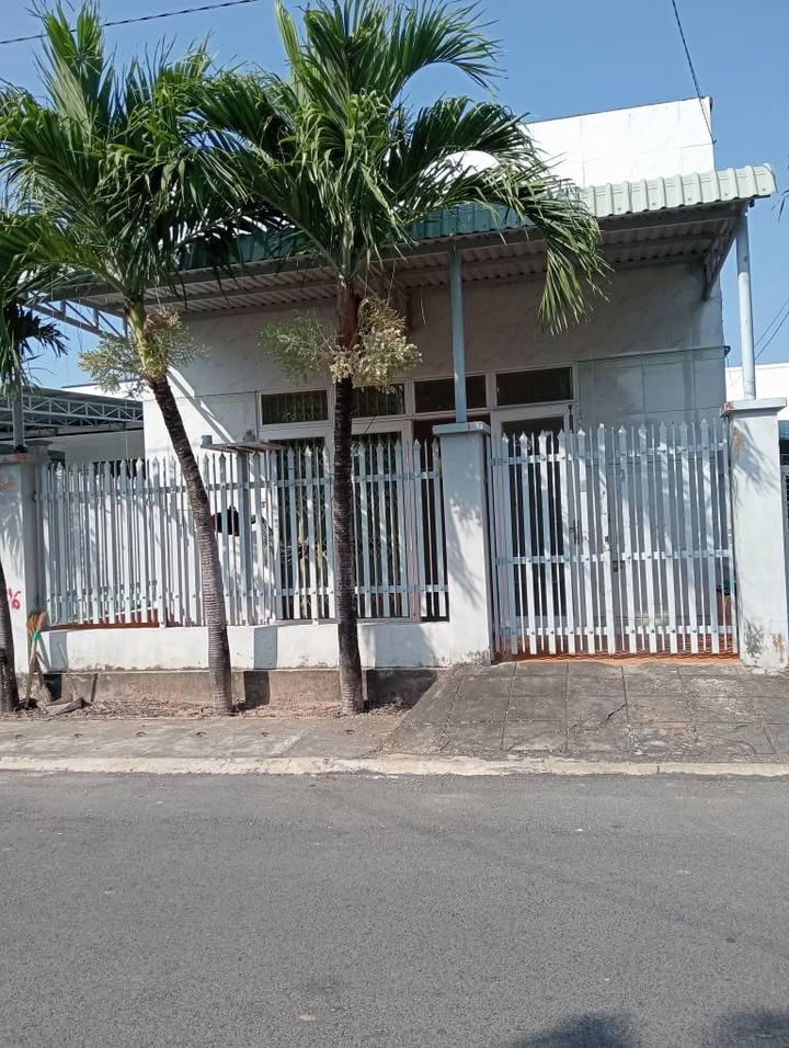 Nhà mặt tiền đường số 5, xã Tam An, huyện Long Đất, 307m² giá 2.7 tỷ - Đầu tư sinh lời ngay!