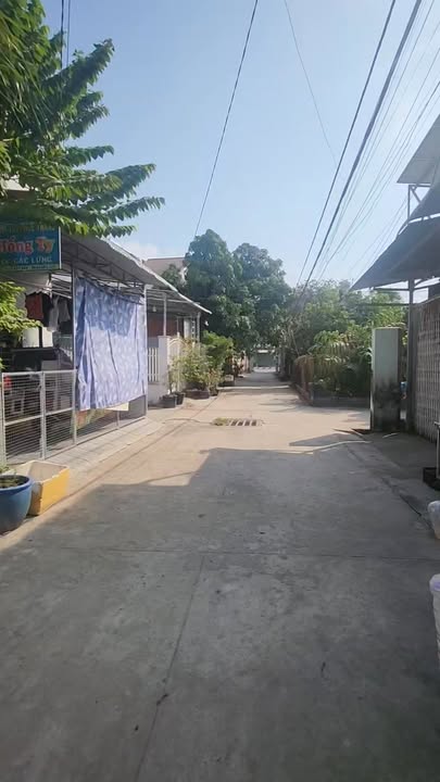 Nhà riêng tại Tây Ninh 168m² giá 2.2 tỷ - Gần tòa thánh chỉ 500m!