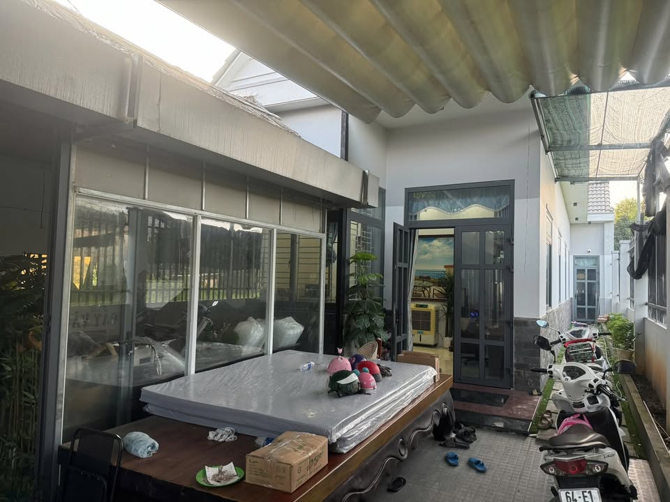 Nhà mặt tiền đường TLT9, Củ Chi 337m² giá 6.3 tỷ - Kinh doanh sầm uất!