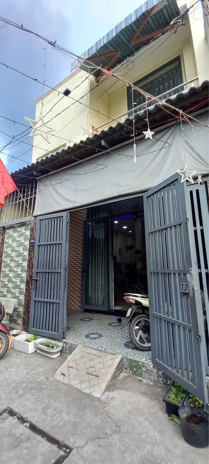 Nhà 2 tầng đúc BTCT Hiệp Thành, Quận 12 - 66m² giá 4.1 tỷ - Ô tô vào tận nhà!