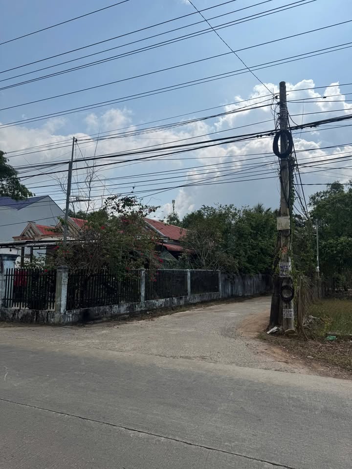 Đất nền Phú Quốc 110m² giá 1.05 tỷ - Lô góc 2 mặt tiền, đầu tư sinh lời!