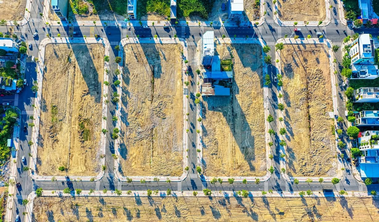 Đất nền liền kề đường Cồn Dầu 20, Hòa Xuân 250m² giá 14 tỷ - Đầu tư sinh lời lý tưởng!