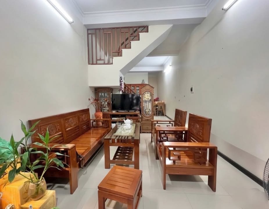 Nhà lô góc KĐT Xa La 35m² giá 6 tỷ - Thiết kế hiện đại thoáng sáng!