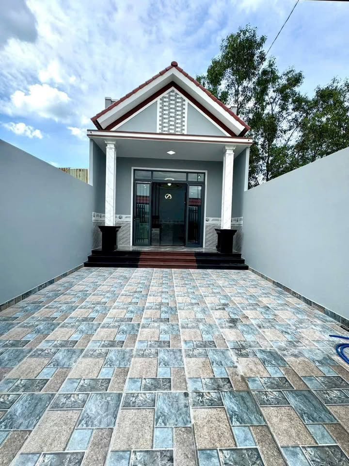 Nhà Mái Thái Phường Tân Phong 100m² giá 1.7 tỷ - Chính chủ bán gấp!